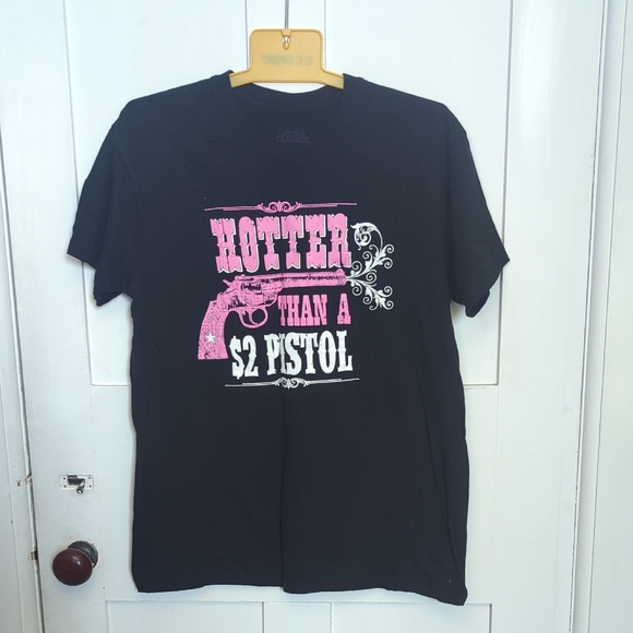 Lifestyle Classics for Runnings. "Hotter Than A $2 Pistol" short sleeve tee. EUC - Picture 1 of 3